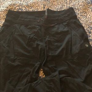 Gently used lululemon unlined studio pants